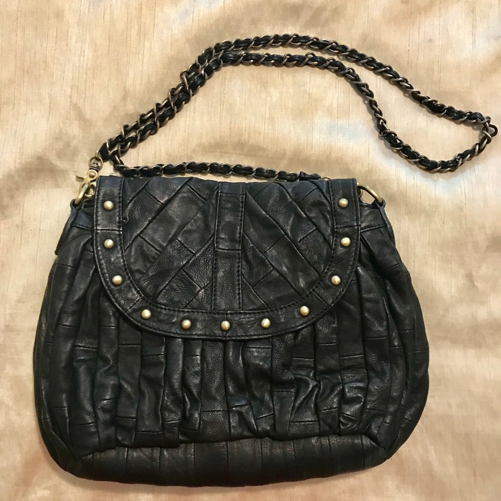 Black leather crossbody w/gold brass hardware